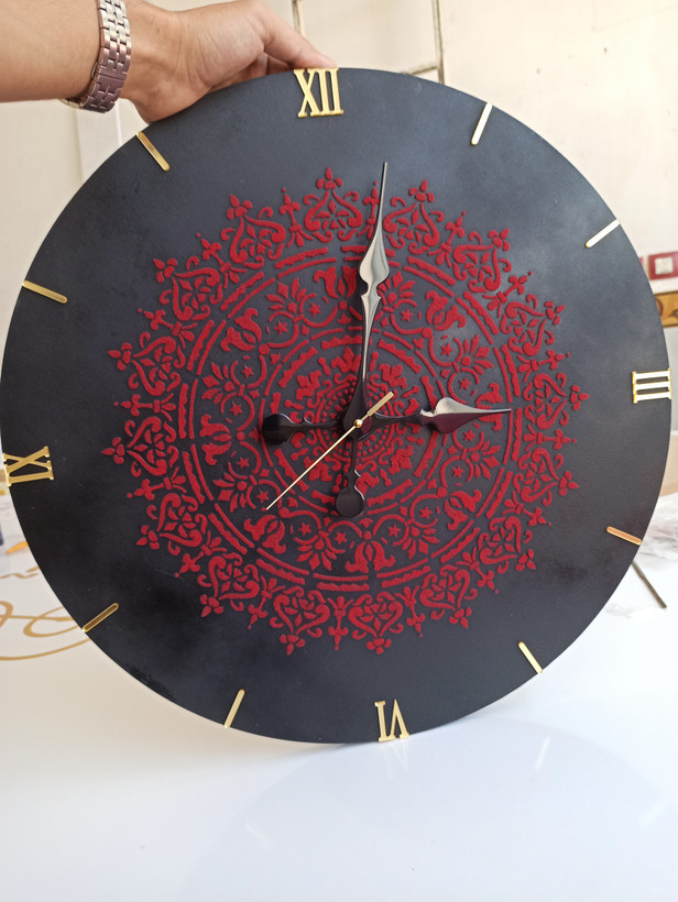 ساعت دیواری طرح فرش